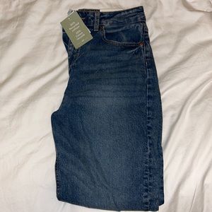 H&M High Waist Mom Jeans NWT